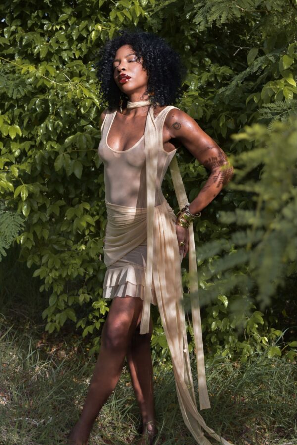 Renee Mini Nude - Image 2